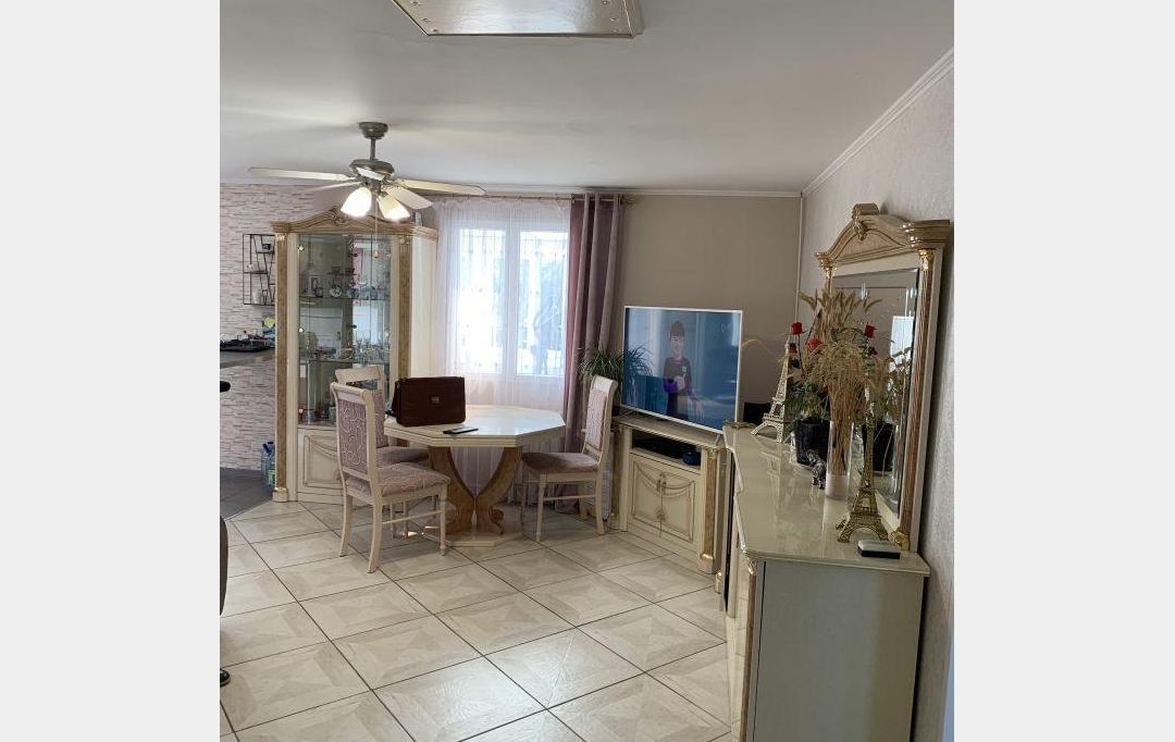 Annonces BEAUVAIS : Maison / Villa | AUNEUIL (60390) | 87 m2 | 1 230 € 